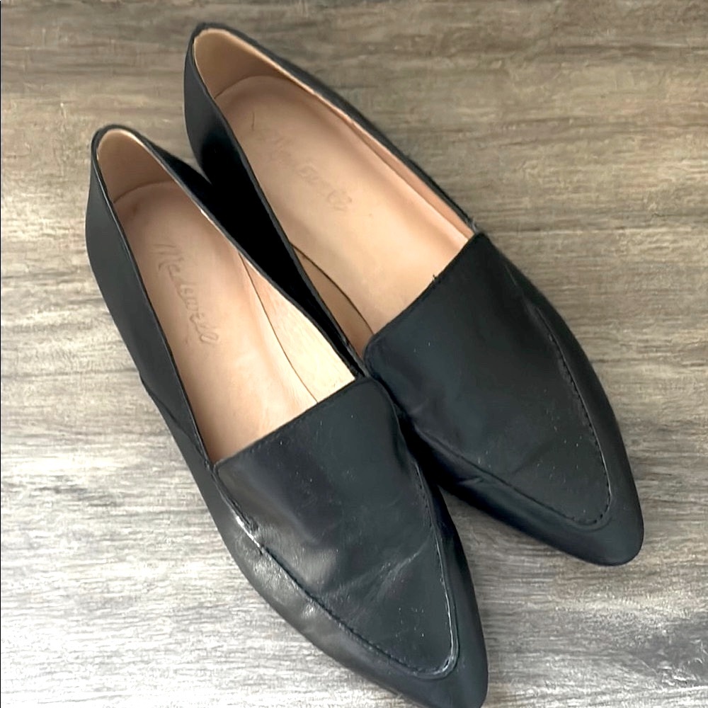 Madewell Black Leather Flats Sleek Minimalist Design